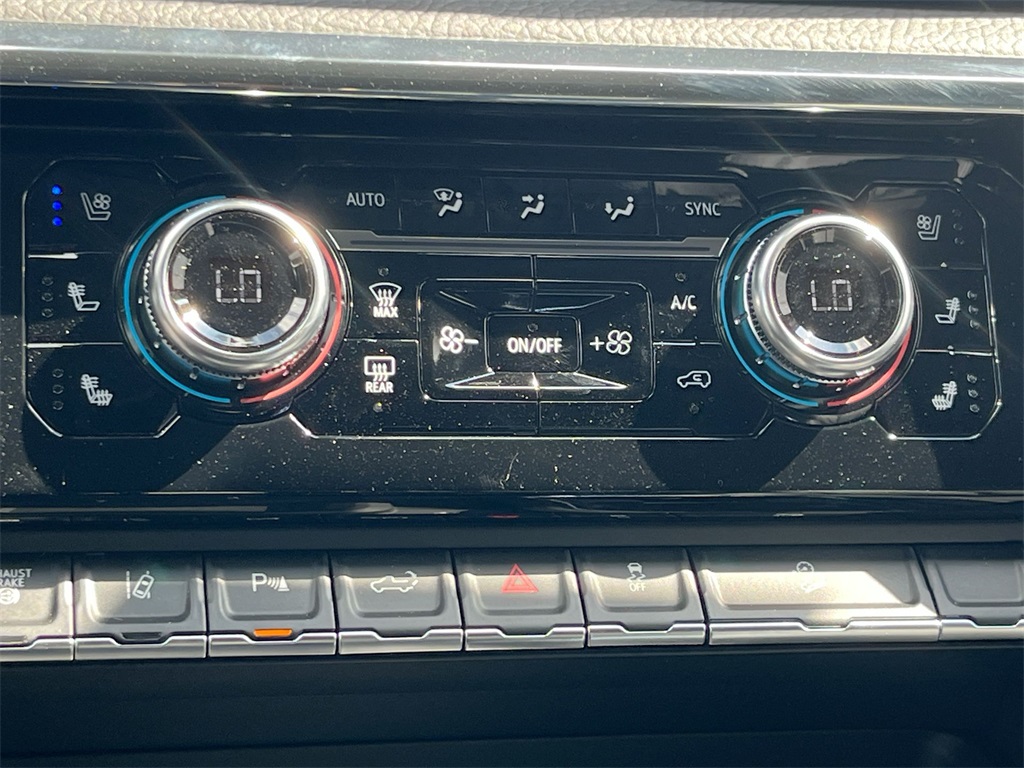 2025 Gmc Sierra 2500 HD Denali photo 17