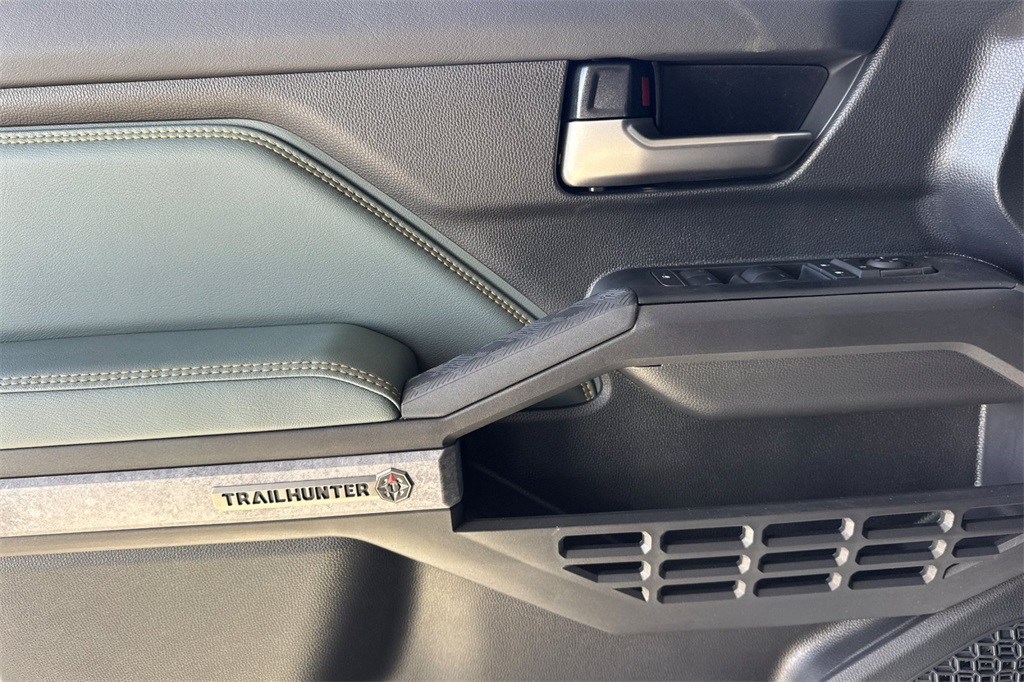 2025 Toyota Tacoma Trailhunter Double Cab photo 11