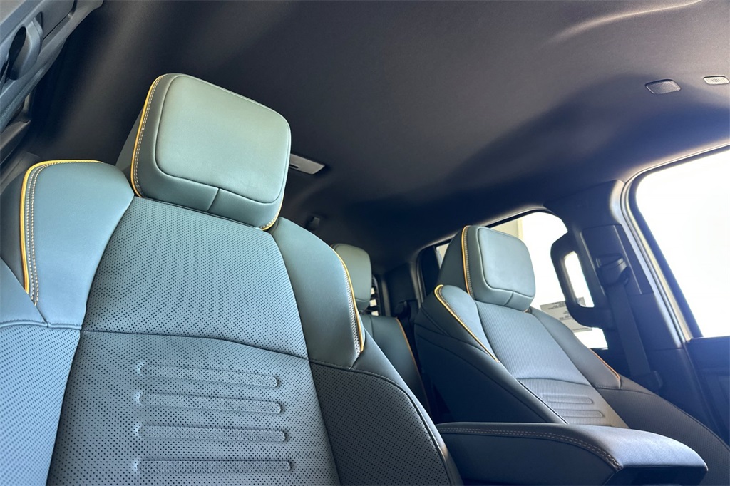 2025 Toyota Tacoma Trailhunter Double Cab photo 16