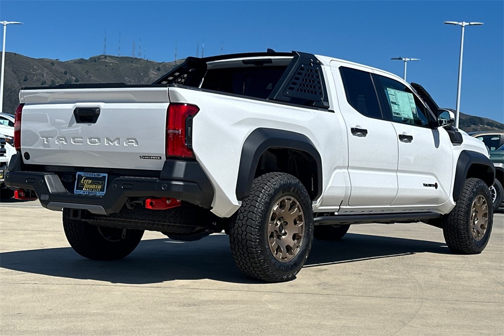2025 Toyota Tacoma Trailhunter Double Cab photo 4