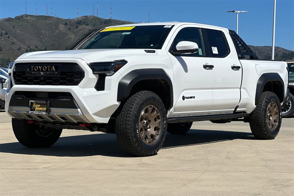 2025 Toyota Tacoma Trailhunter Double Cab photo 8