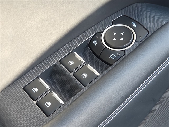 2025 Ford Mustang Mach-E Select photo 16