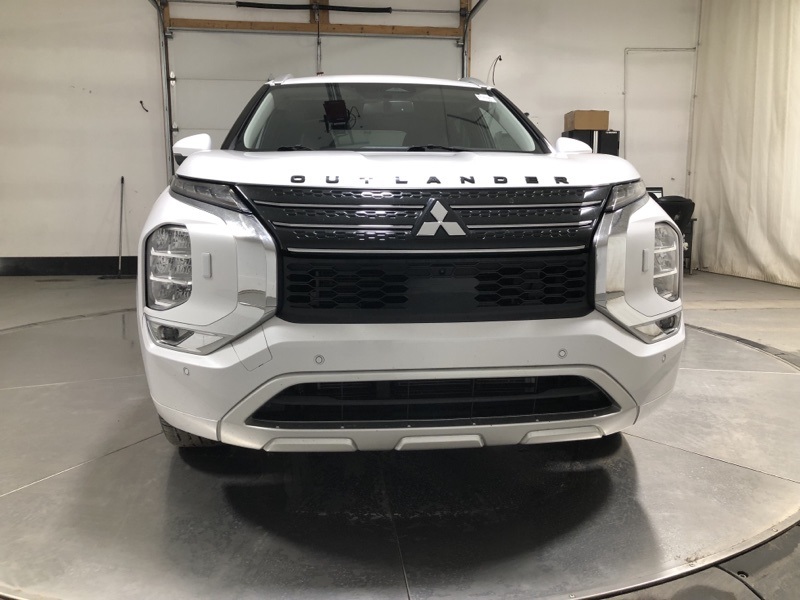 Used 2022 Mitsubishi Outlander SEL Special Edition with VIN JA4J4VA89NZ058051 for sale in Sharon, PA