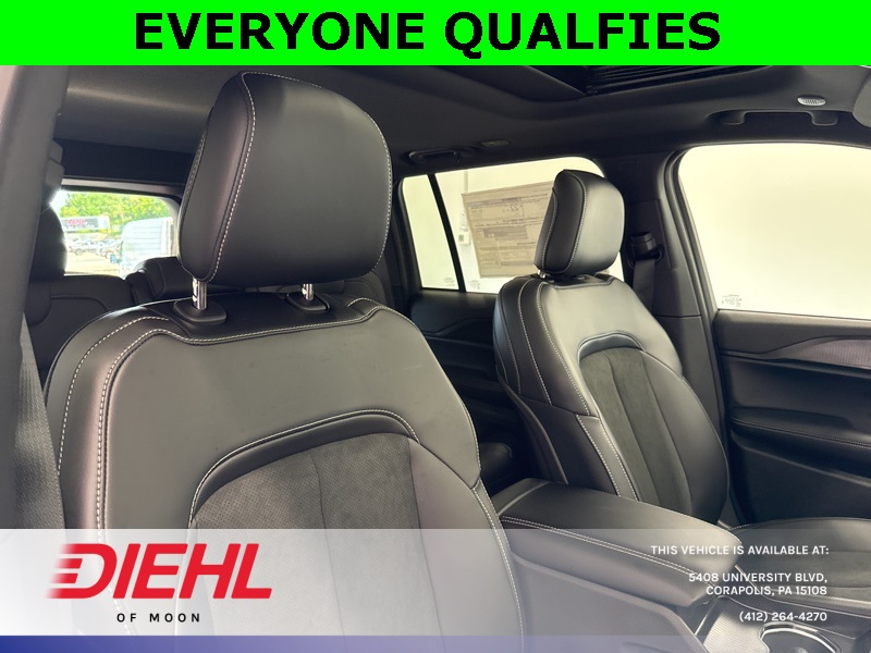 2025 Jeep Grand Cherokee Laredo X photo 10