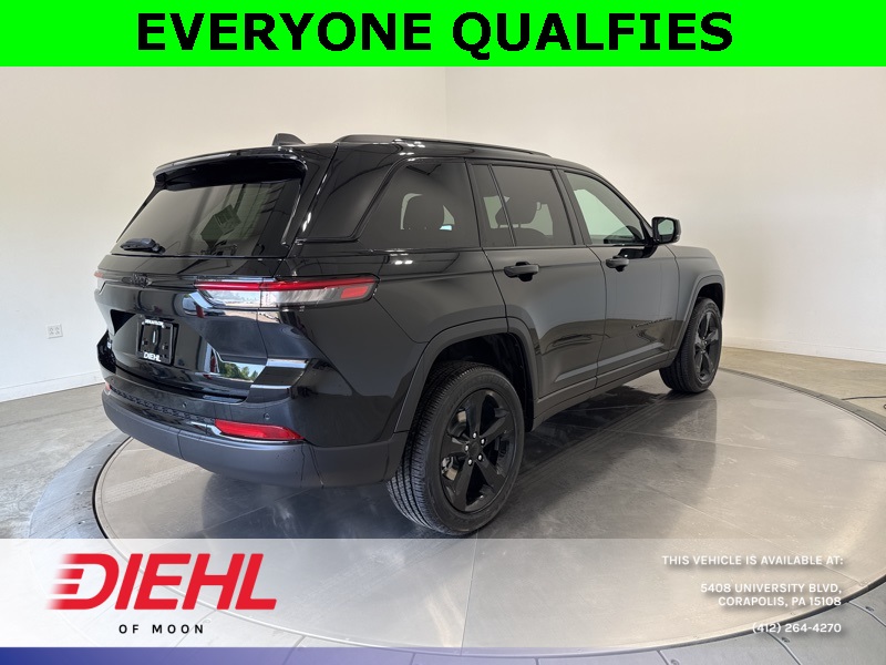2025 Jeep Grand Cherokee Laredo X photo 7