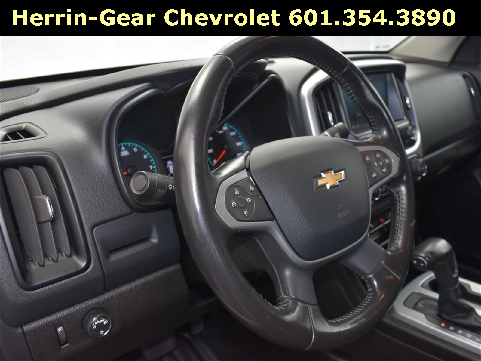 2021 Summit White Chevrolet Colorado LT RWD