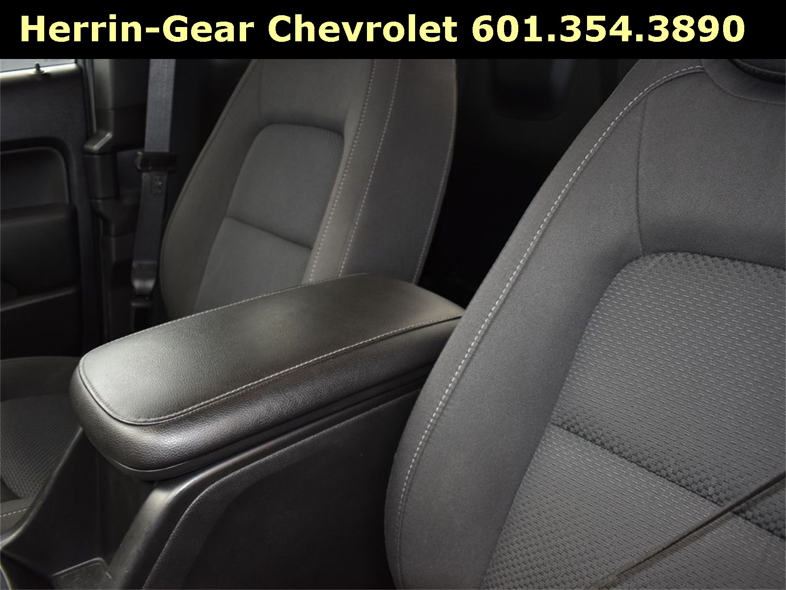 2021 Summit White Chevrolet Colorado LT RWD