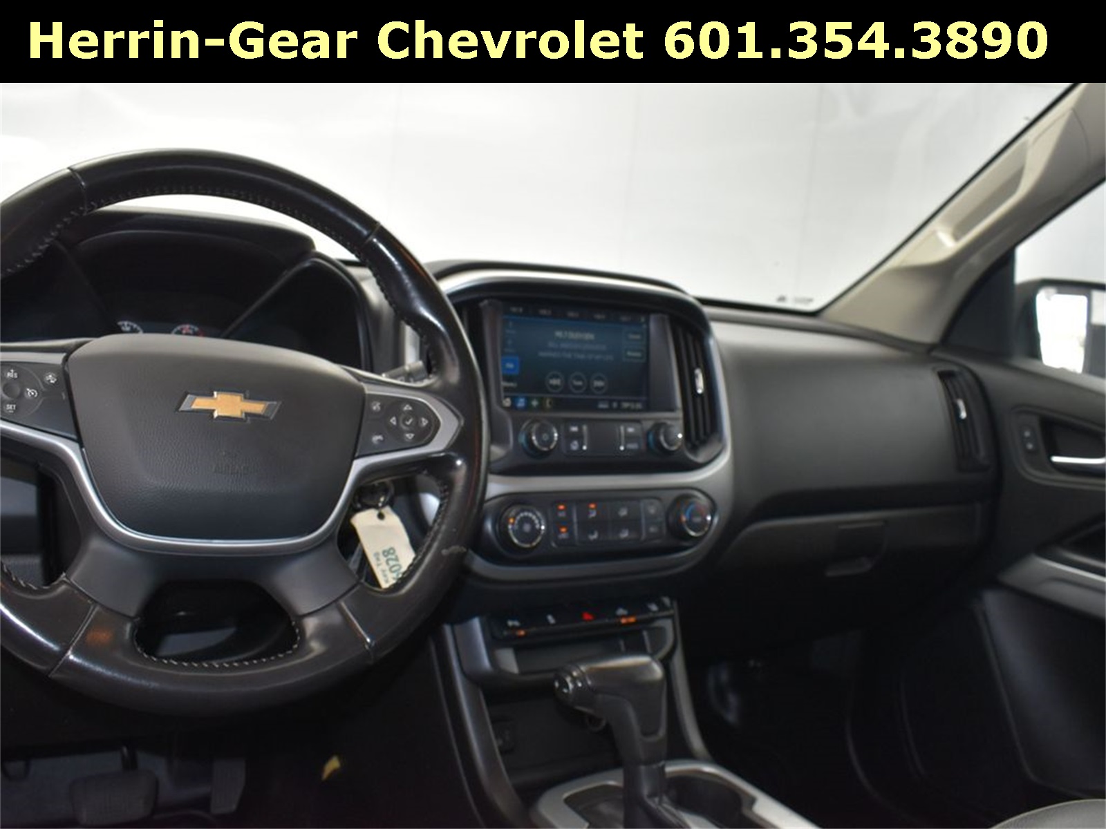 2021 Summit White Chevrolet Colorado LT RWD