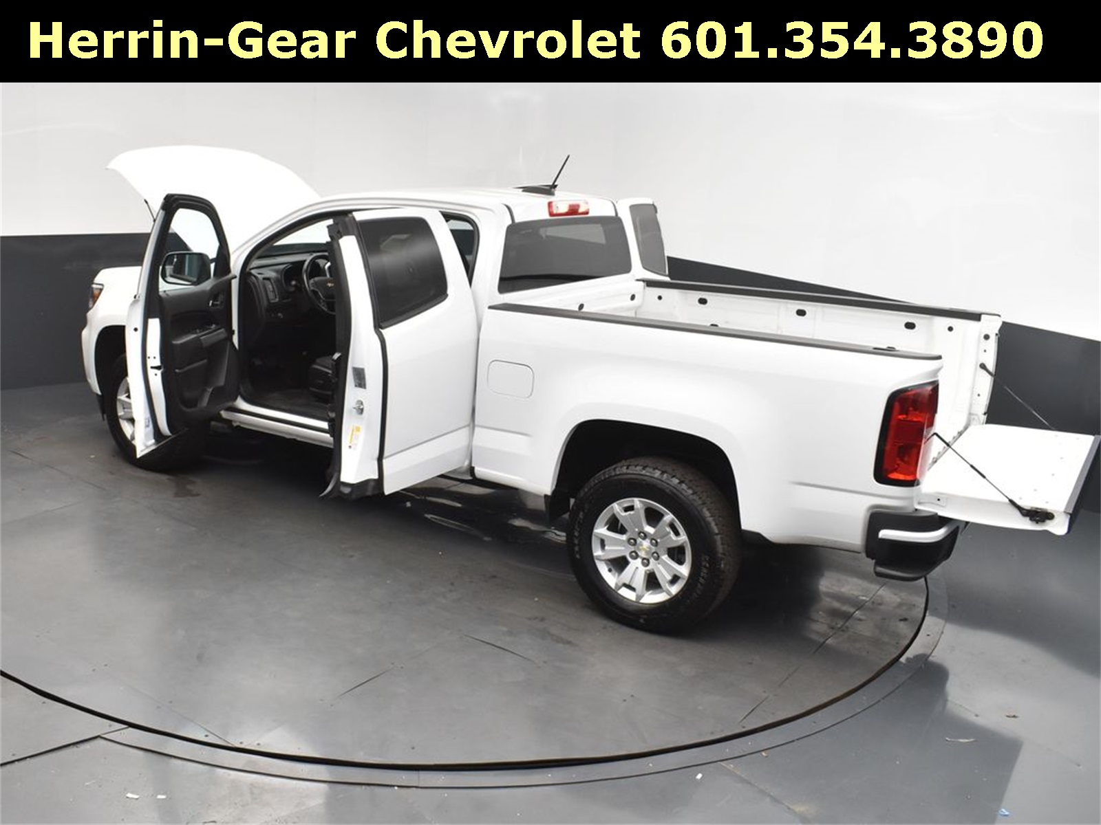 2021 Summit White Chevrolet Colorado LT RWD