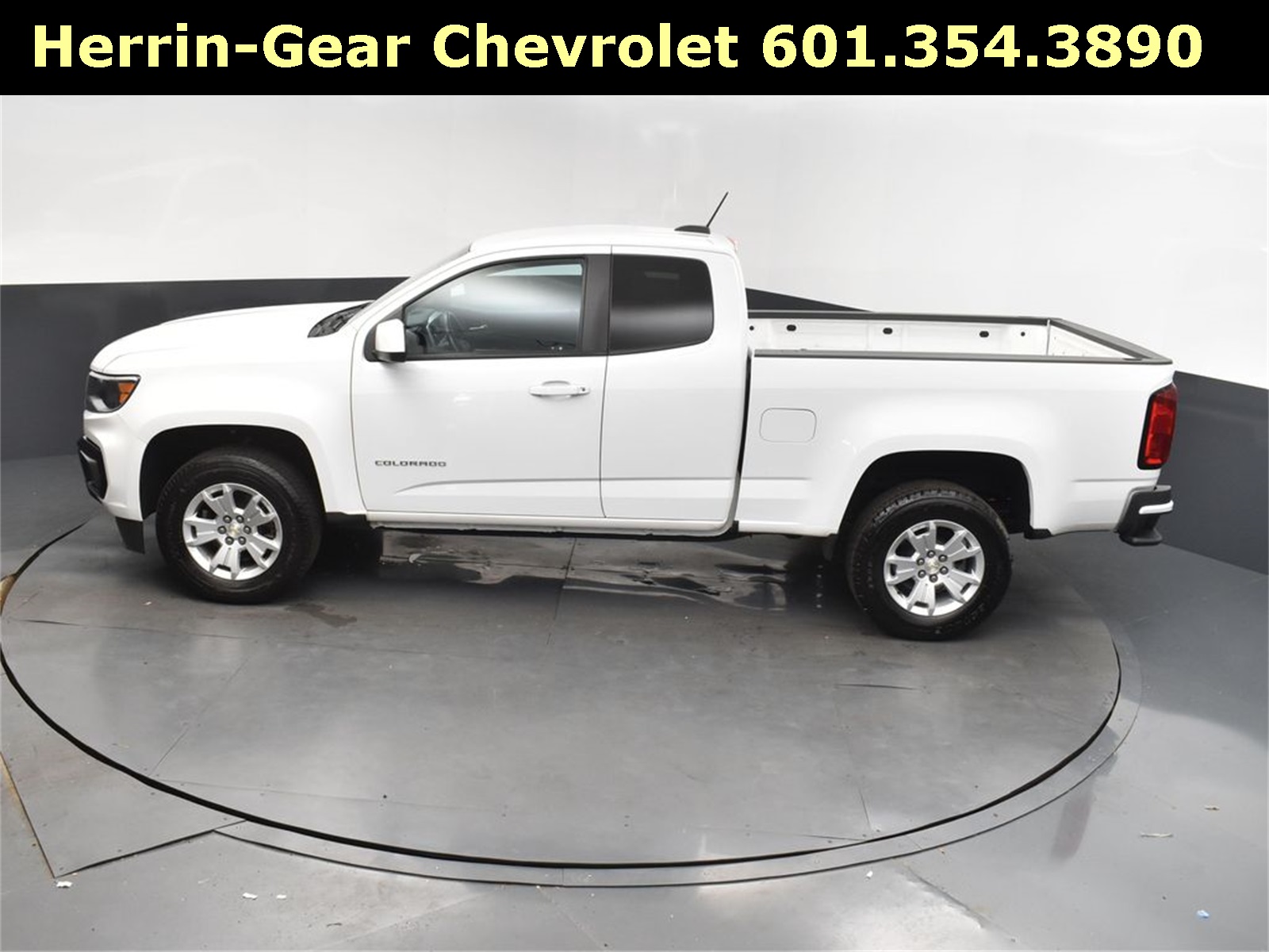 2021 Summit White Chevrolet Colorado LT RWD