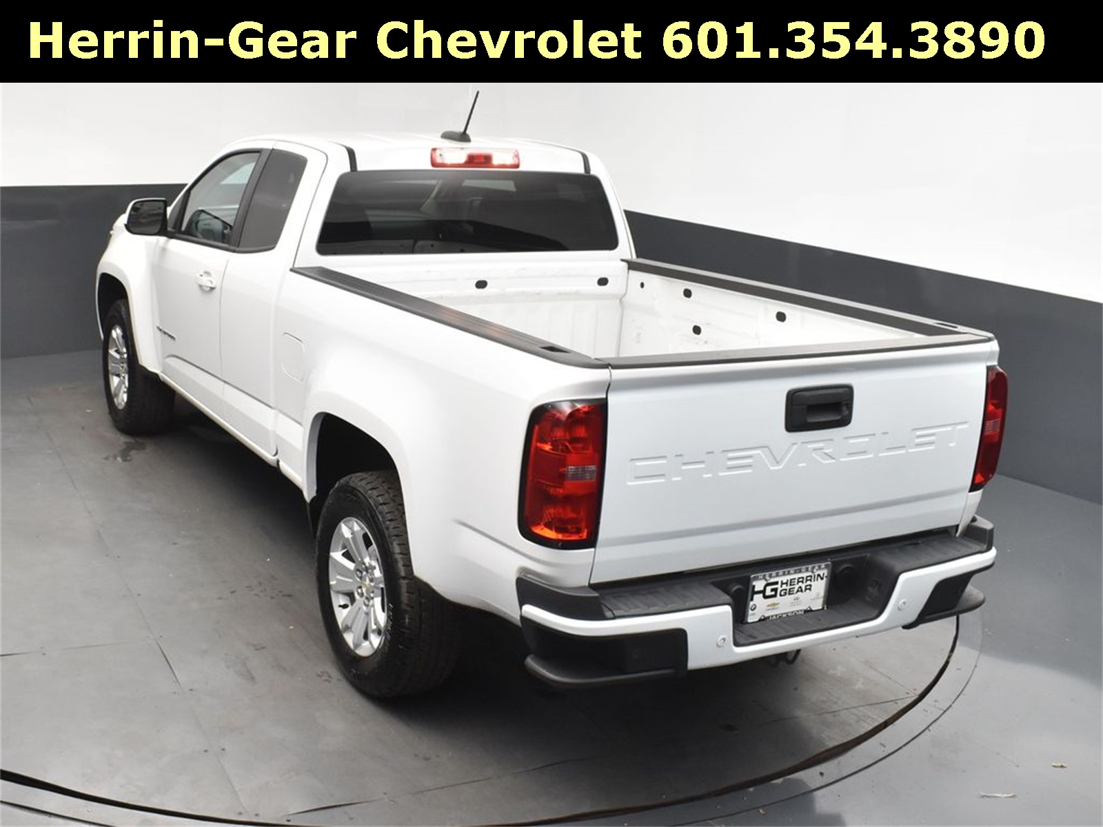 2021 Summit White Chevrolet Colorado LT RWD