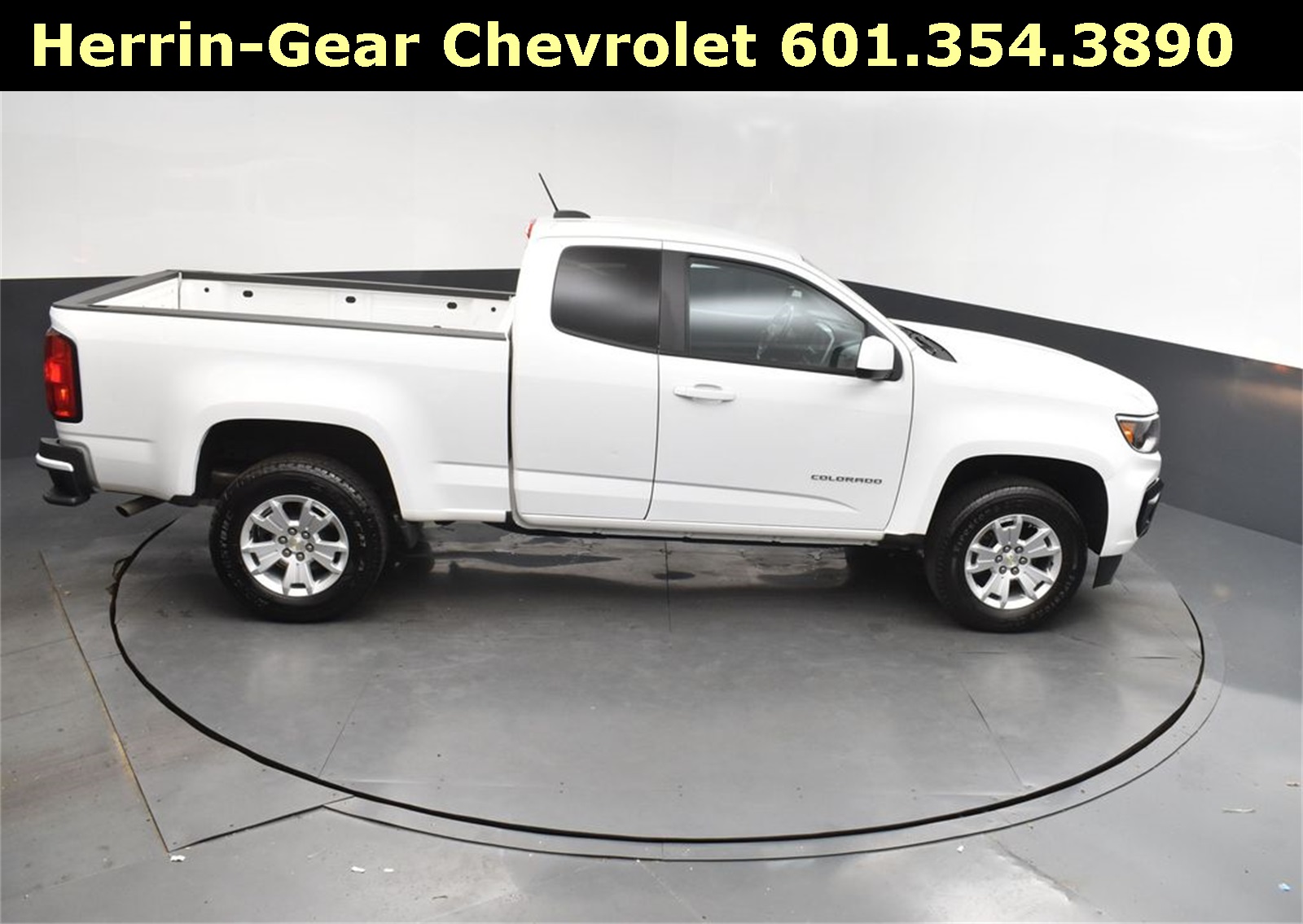 2021 Summit White Chevrolet Colorado LT RWD
