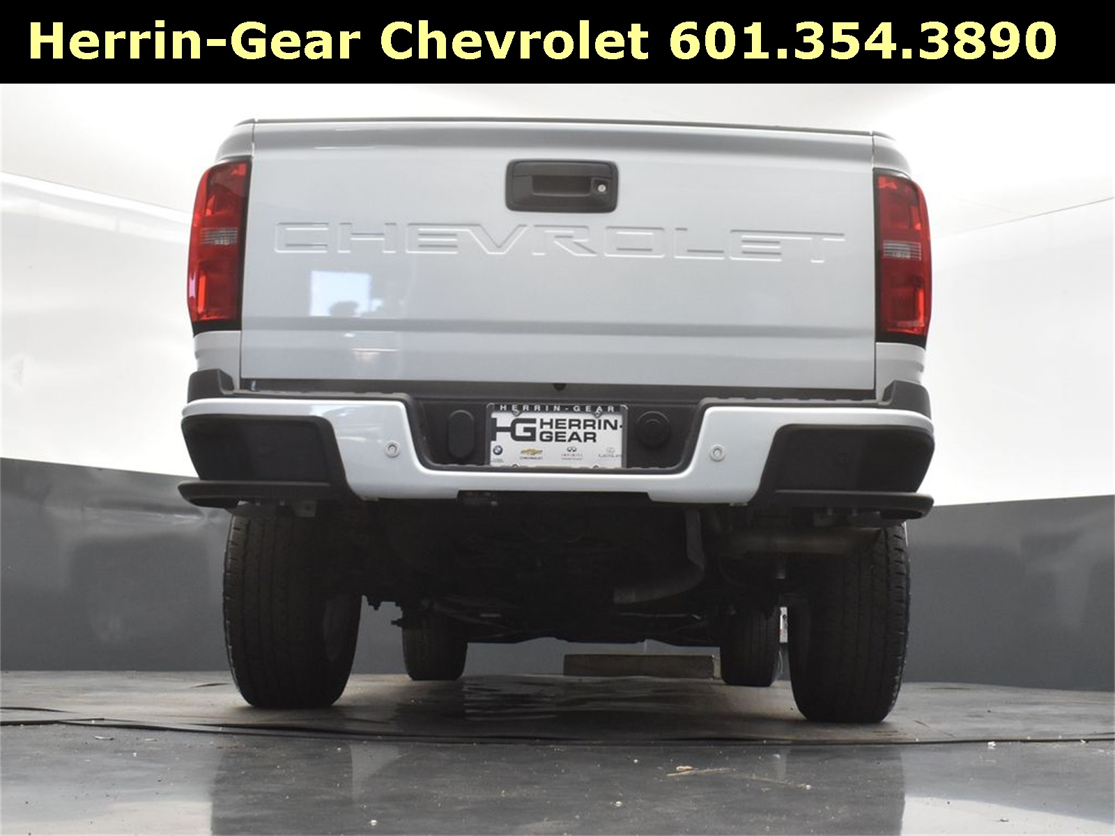 2021 Summit White Chevrolet Colorado LT RWD