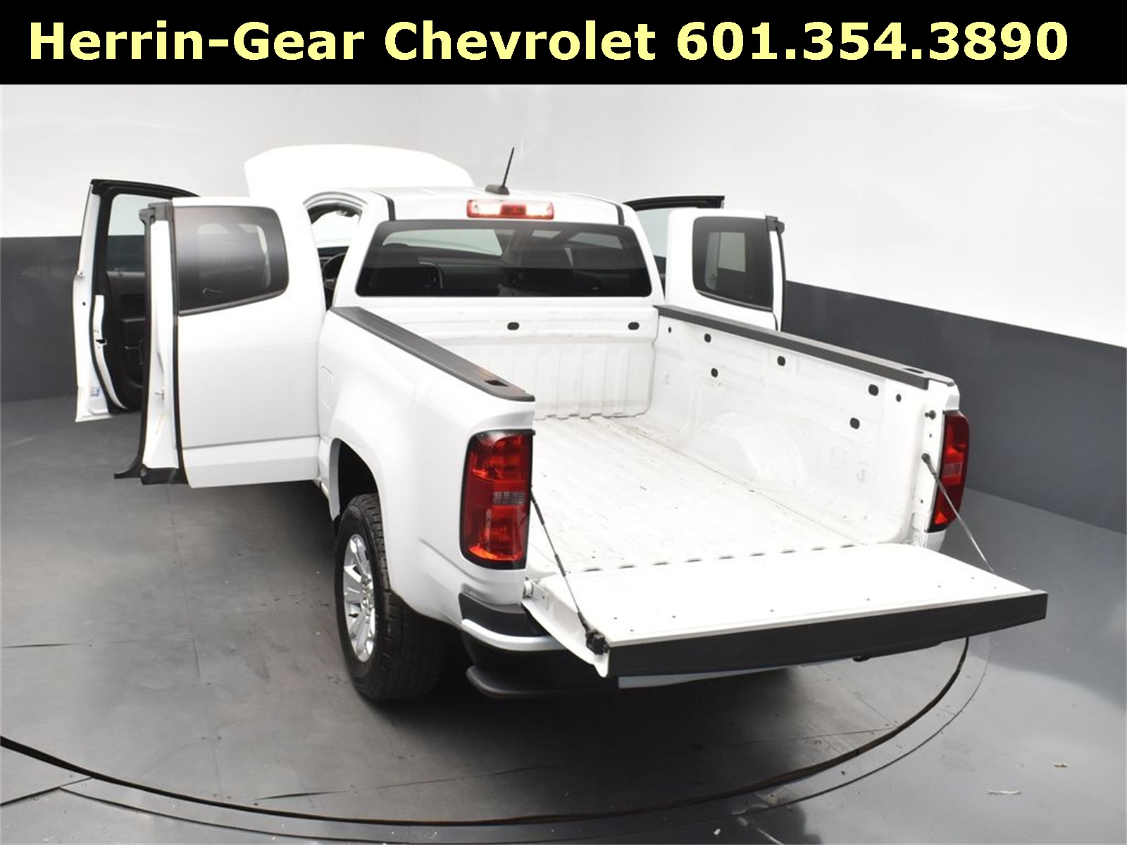 2021 Summit White Chevrolet Colorado LT RWD