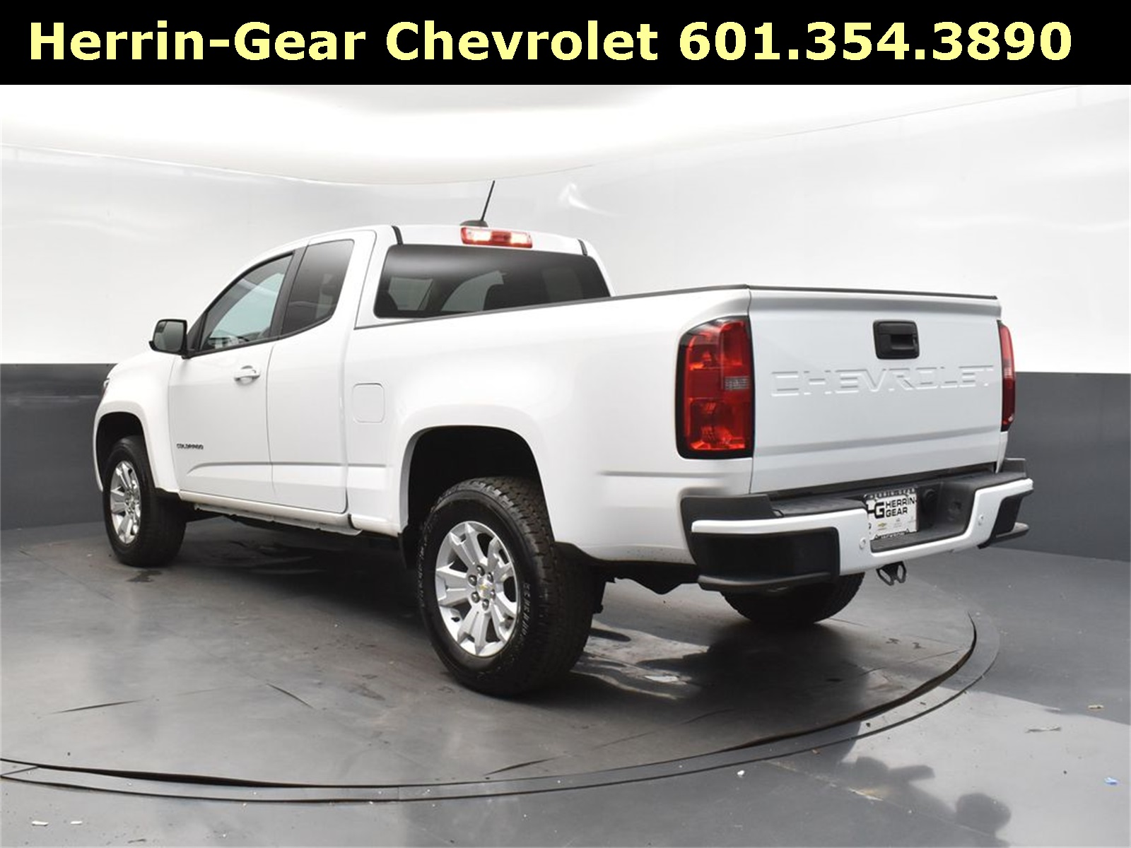 2021 Summit White Chevrolet Colorado LT RWD