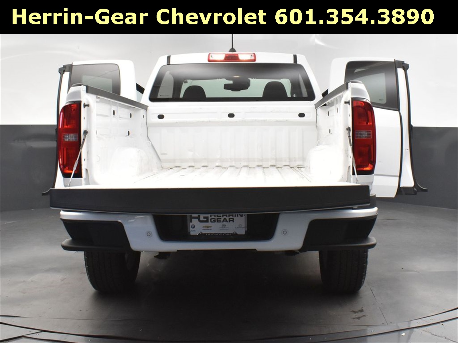 2021 Summit White Chevrolet Colorado LT RWD