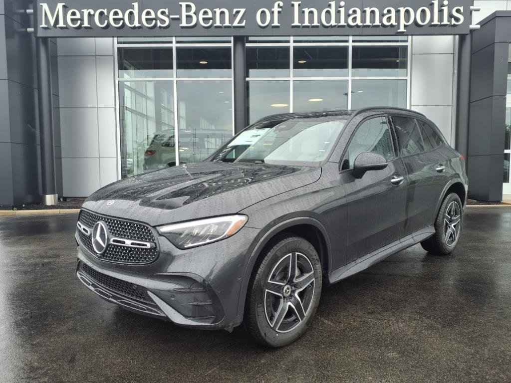 2025 Mercedes-Benz GLC Base's photo