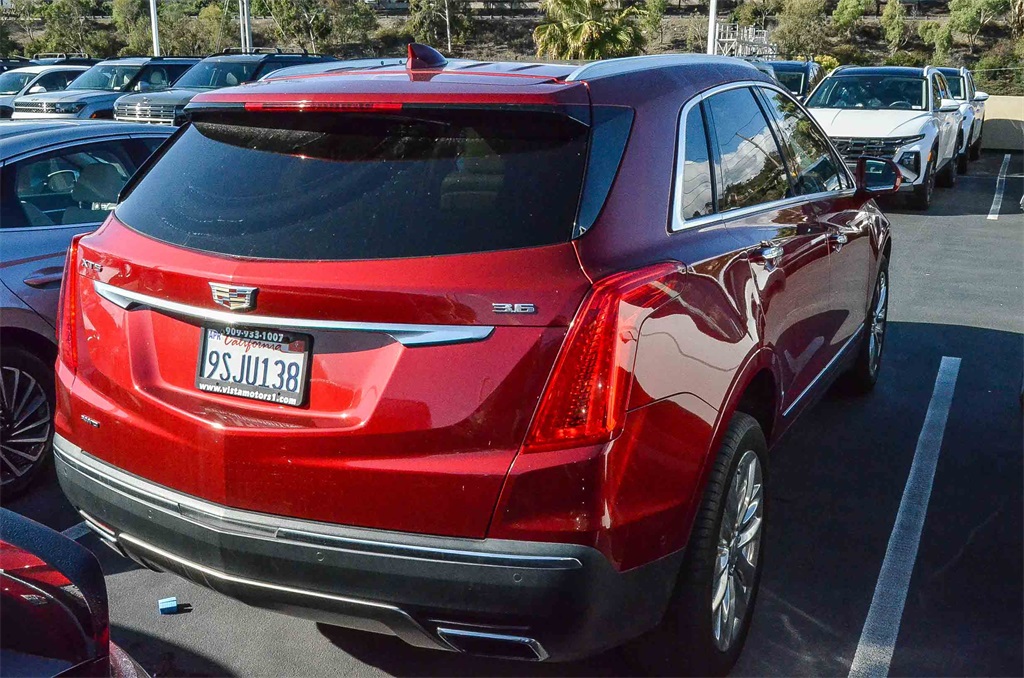 2019 Cadillac XT5 Platinum photo 2