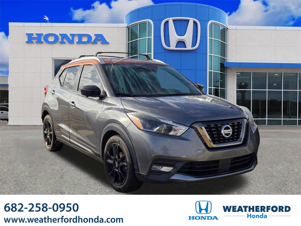 2020 Nissan Kicks SR