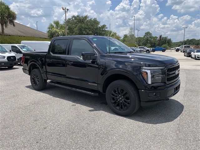 2025 Agate Black Metallic Ford F-150 Lariat 4X4 Truck
