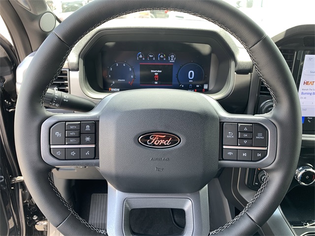 2025 Agate Black Metallic Ford F-150 Lariat 4X4 Truck
