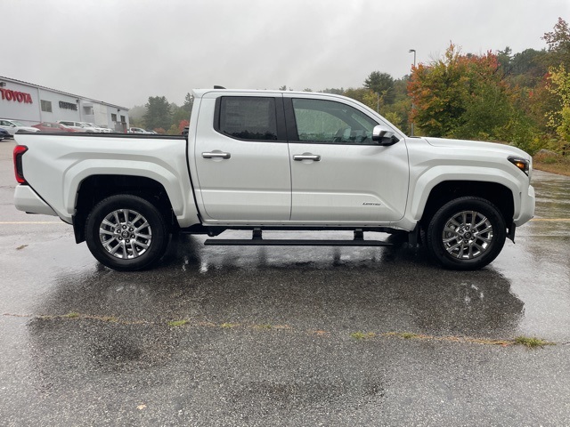 2025 Toyota Tacoma Limited photo 3