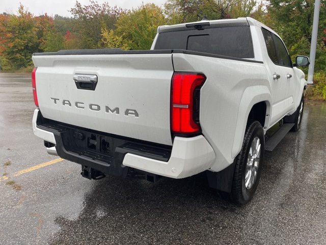 2025 Toyota Tacoma Limited photo 4