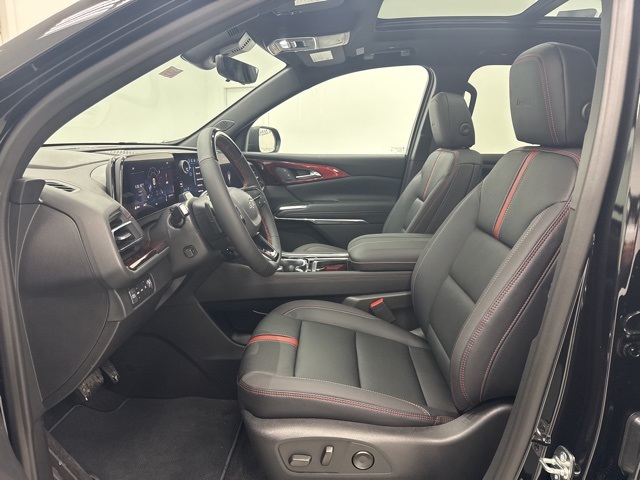 new 2026 Chevrolet Traverse car, priced at $60,895