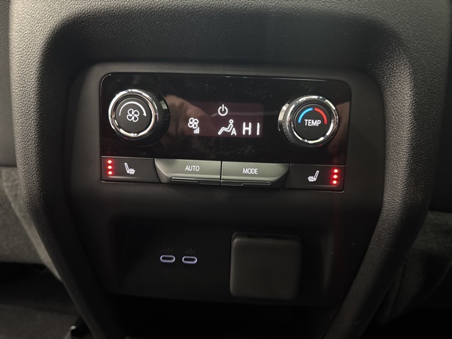 new 2026 Chevrolet Traverse car, priced at $60,895