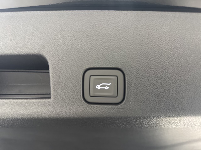 new 2026 Chevrolet Traverse car, priced at $60,895