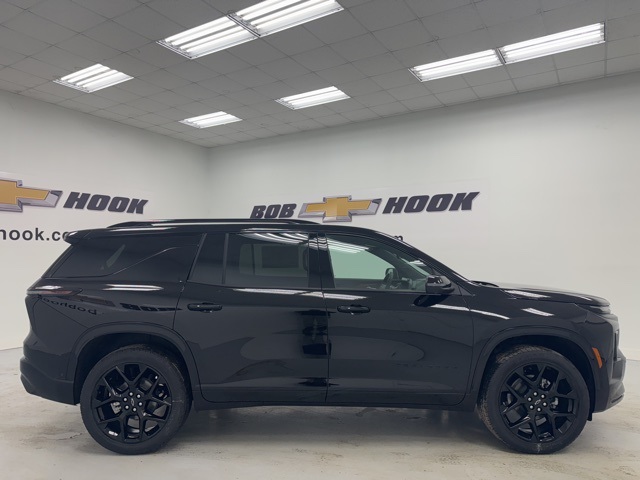 new 2026 Chevrolet Traverse car, priced at $60,895