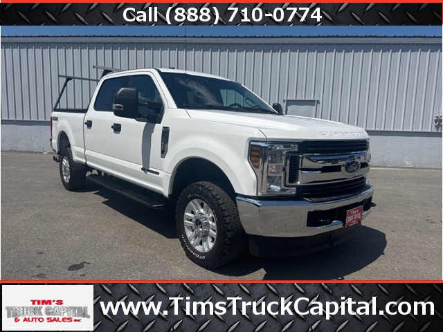 2019 Oxford White Ford Super Duty F-250 SRW XLT Truck