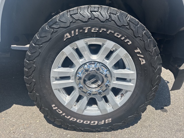 2019 Oxford White Ford Super Duty F-250 SRW XLT 4X4 Truck