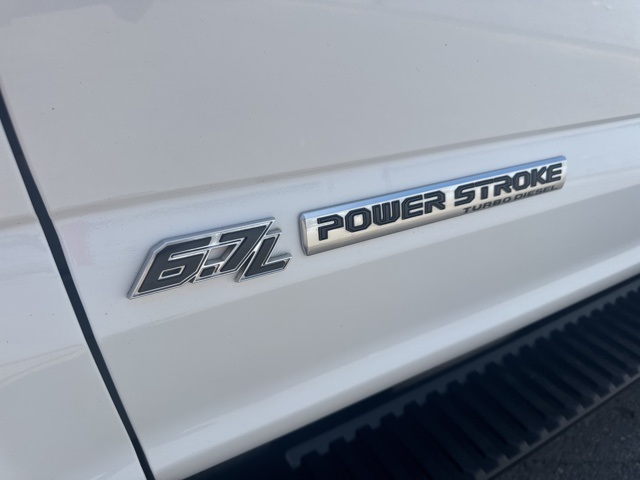 2019 Oxford White Ford Super Duty F-250 SRW XLT 4X4 Truck