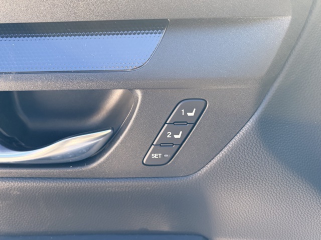 new 2026 Honda CR-V Hybrid car, priced at $41,675