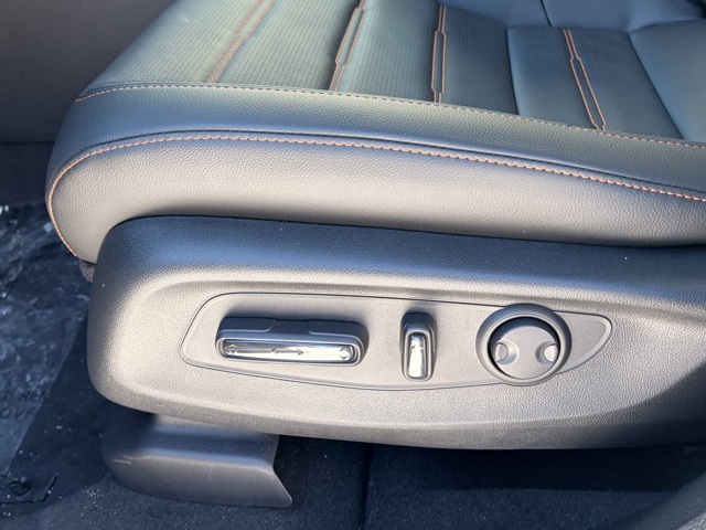 new 2026 Honda CR-V Hybrid car, priced at $41,675