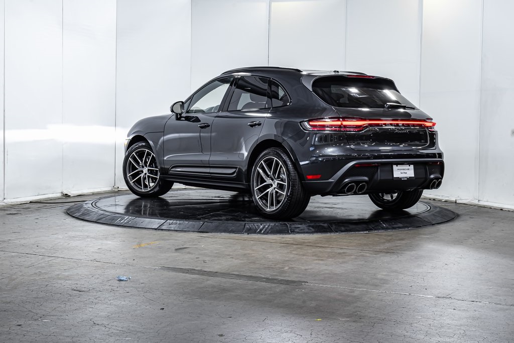Macan T