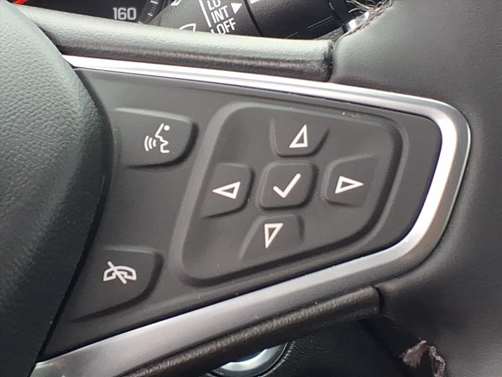 used 2023 Chevrolet Equinox car, priced at $19,900