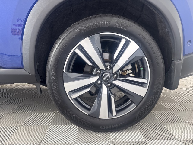 2023 Caspian Blue Metallic Nissan Rogue SL FWD SUV