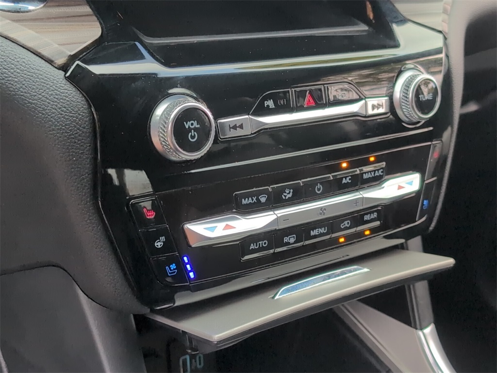 used 2023 Ford Explorer car, priced at $23,988