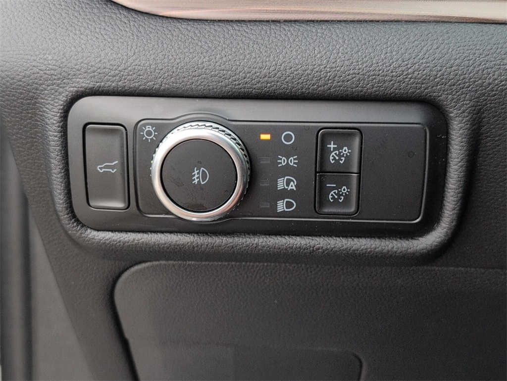 used 2023 Ford Explorer car, priced at $23,988