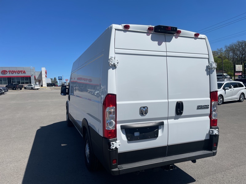 2024 Ram ProMaster 3500 photo 4