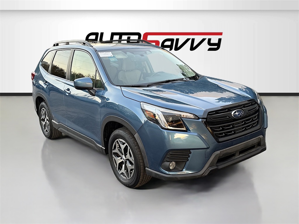 2023 Subaru Forester Premium's photo