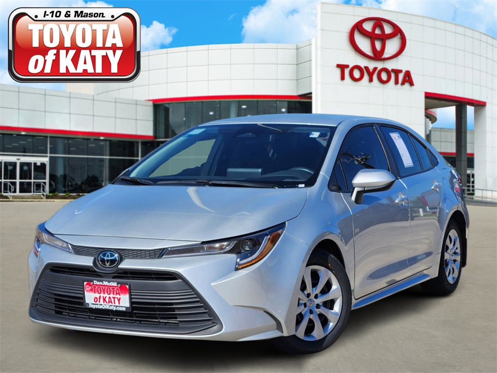 2025 Toyota Corolla LE's photo