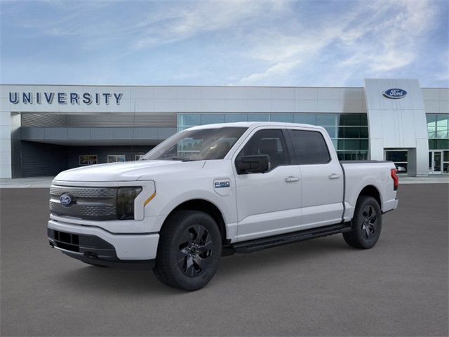 2025 Ford F-150 Lightning Flash's photo