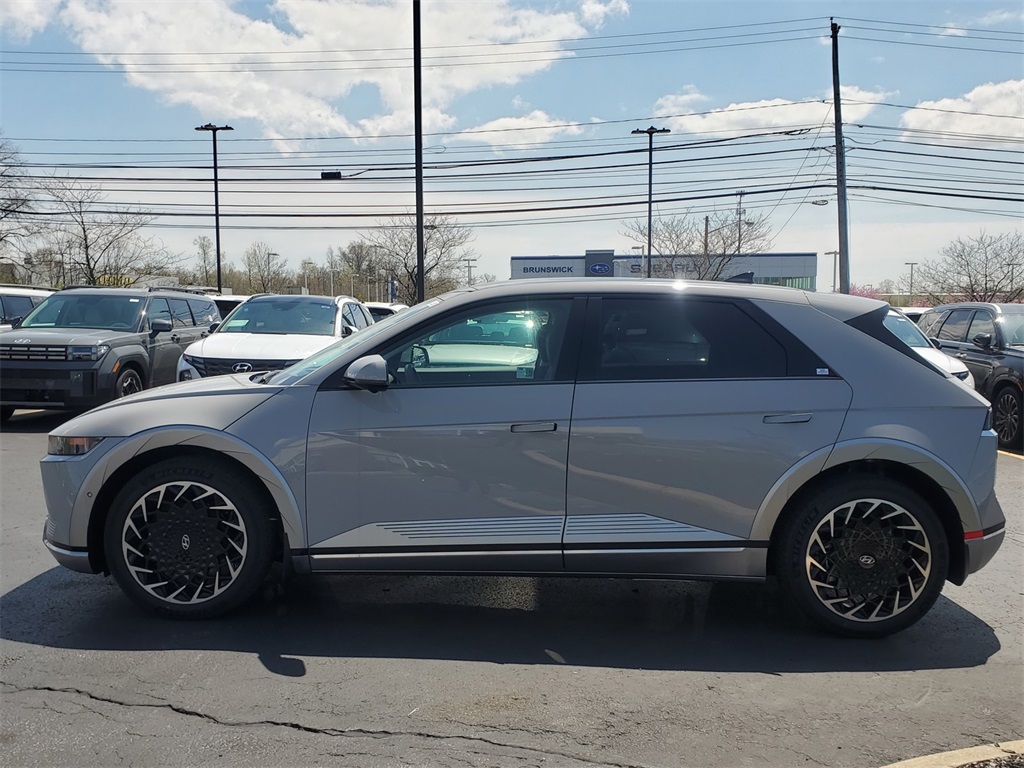 new 2024 Hyundai IONIQ 5 car, priced at $48,755