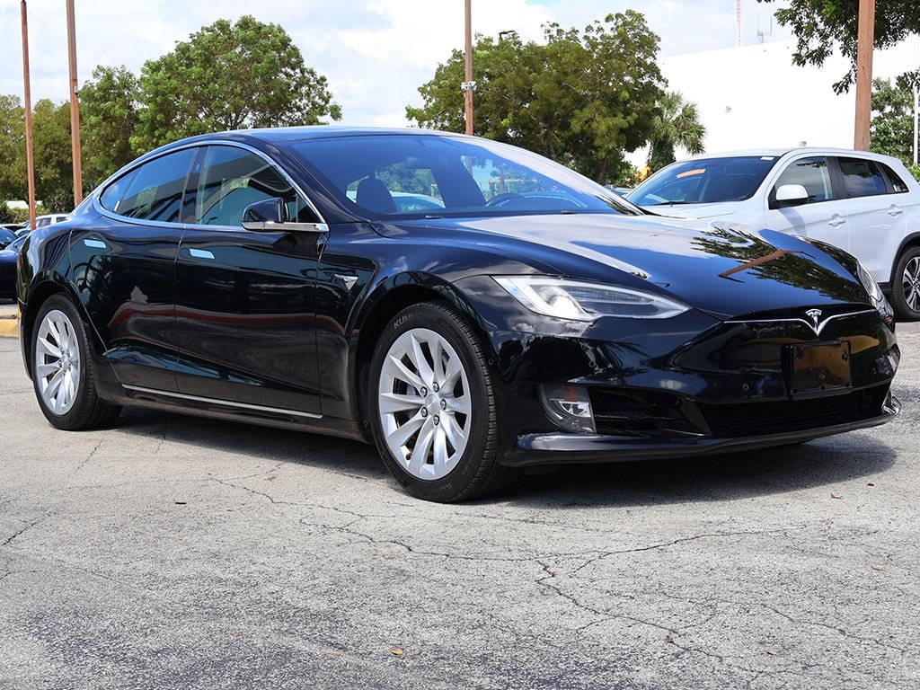 Used 2018 Tesla Model S 75D with VIN 5YJSA1E22JF294008 for sale in Cleveland, OH