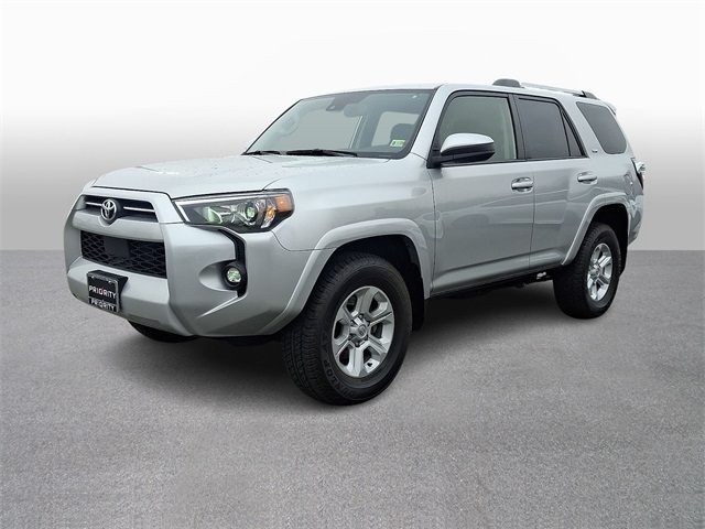 2023 Toyota 4Runner SR5's photo
