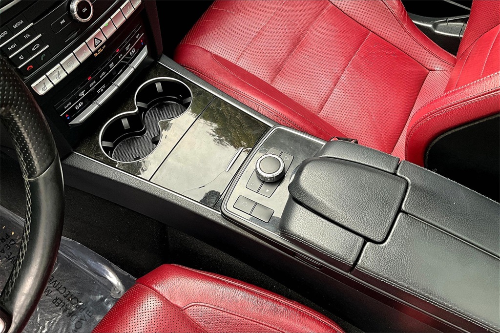 2016 Mercedes Benz E 400 4MATIC photo 16