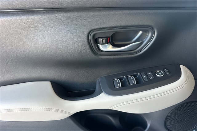 2026 Honda HR-V EX-L photo 11